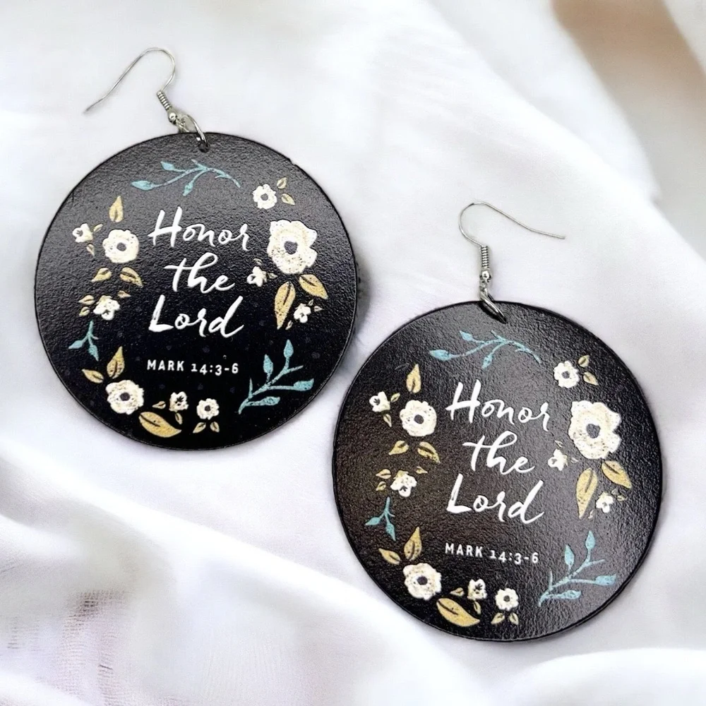 Sparkle with Faith: NWT Bible Verse Dangle Earrings! Mark 14:3-6